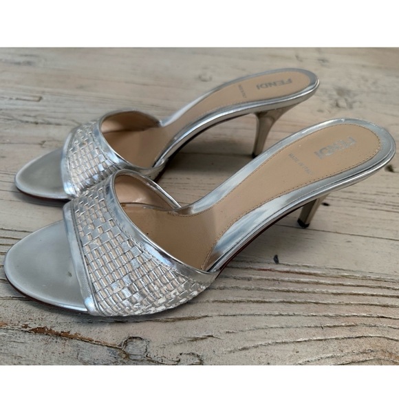 Women’s Fendi Metallic silver Kitten heels Size 37.5 - Picture 9 of 17